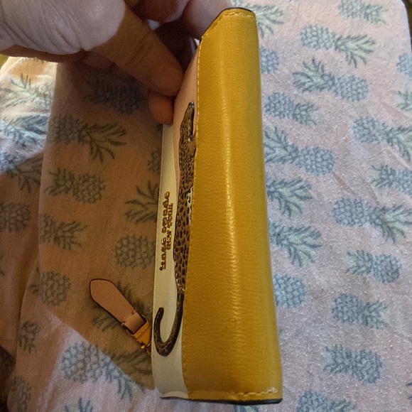 Kate Spade HTF EUC Cheetah Wallet - Picture 11 of 16